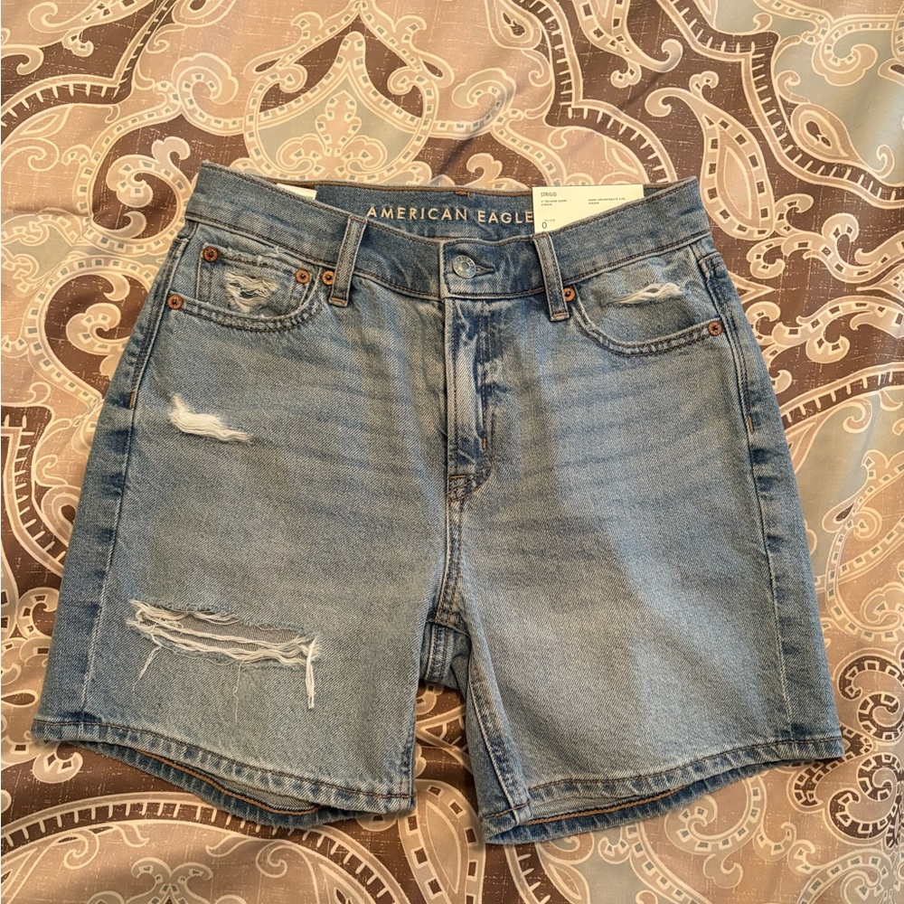 American Eagle Relaxed 6” Shorts